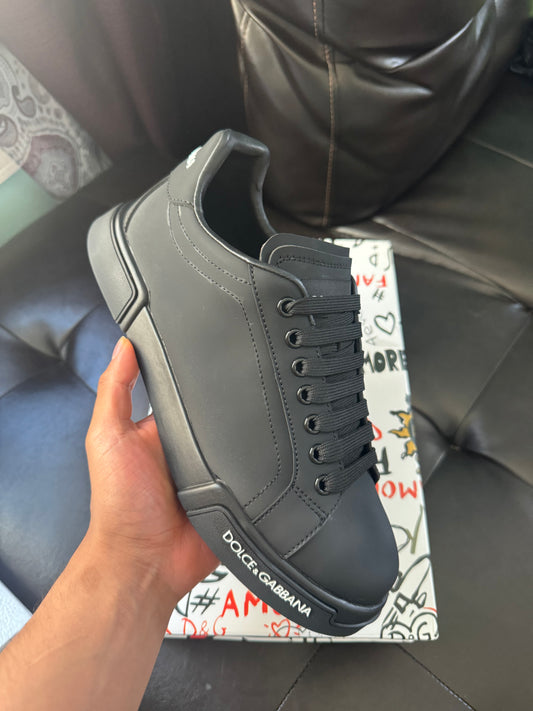 D&G black sneaker